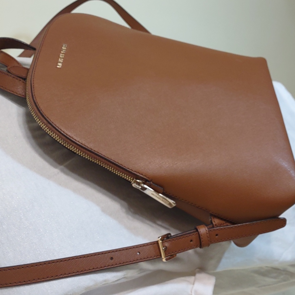 Michael Kors Tan Leather Bag Backpack - Picture 7 of 8